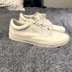 Vans Old Skool triple white size 13 worn